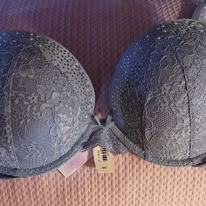 VICTORIA SECRET Elegant Lace Underwire Bra - Gray